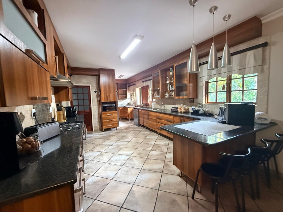 5 Bedroom Property for Sale in Protea Park North West